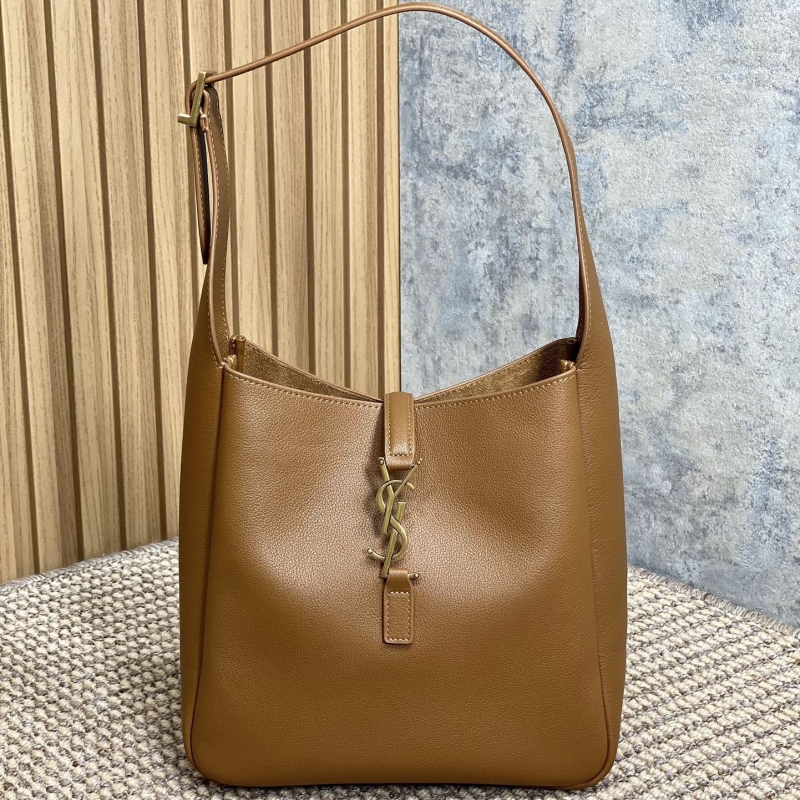 Y51 hobo bags